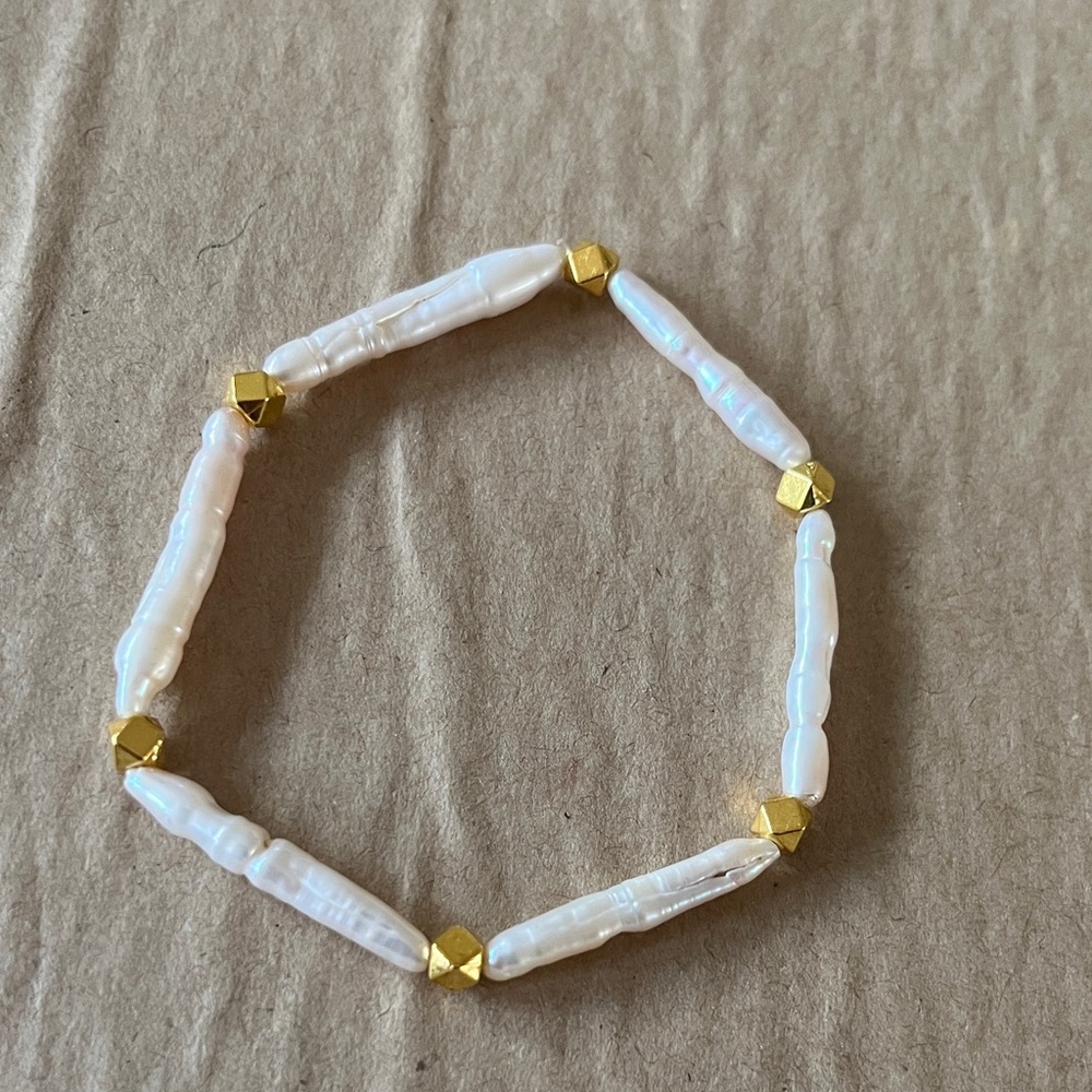 Freshwater Stick Pearl Stretch Bracelet